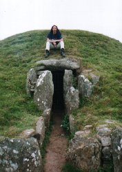 Burnsie at Bryn Celli Ddu